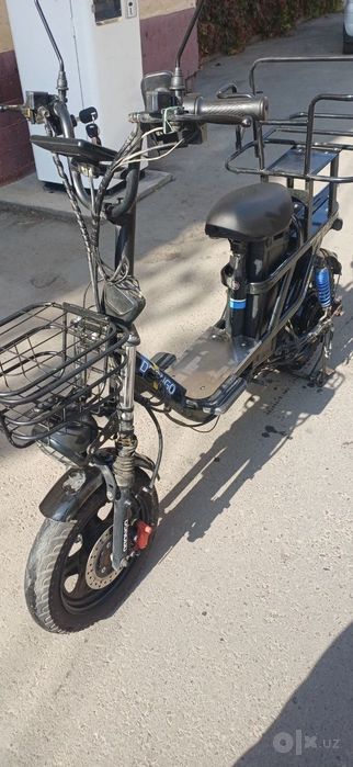 Срочно продается Скутер 2 та батарейка бистро зарядка бн