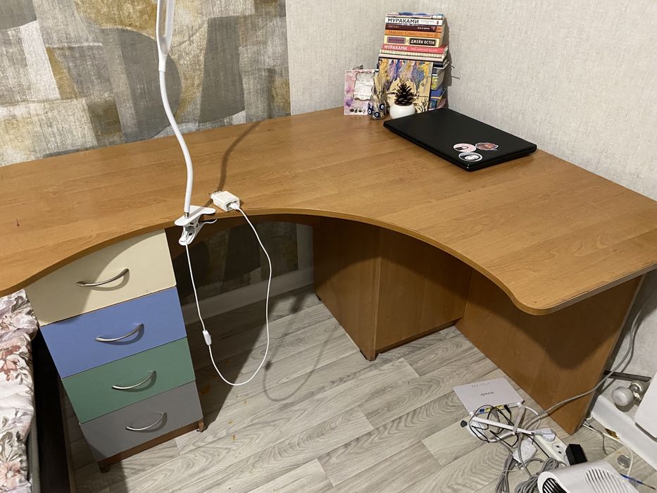 стол письменные