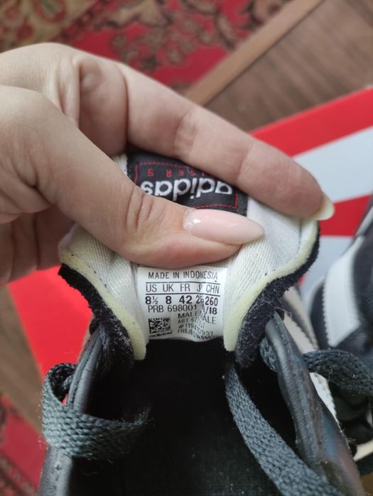 Футболни Бутонки