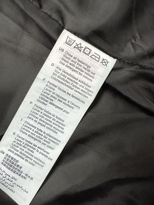 Scuderia Ferrari original official дамски елек грейка.Нов.M