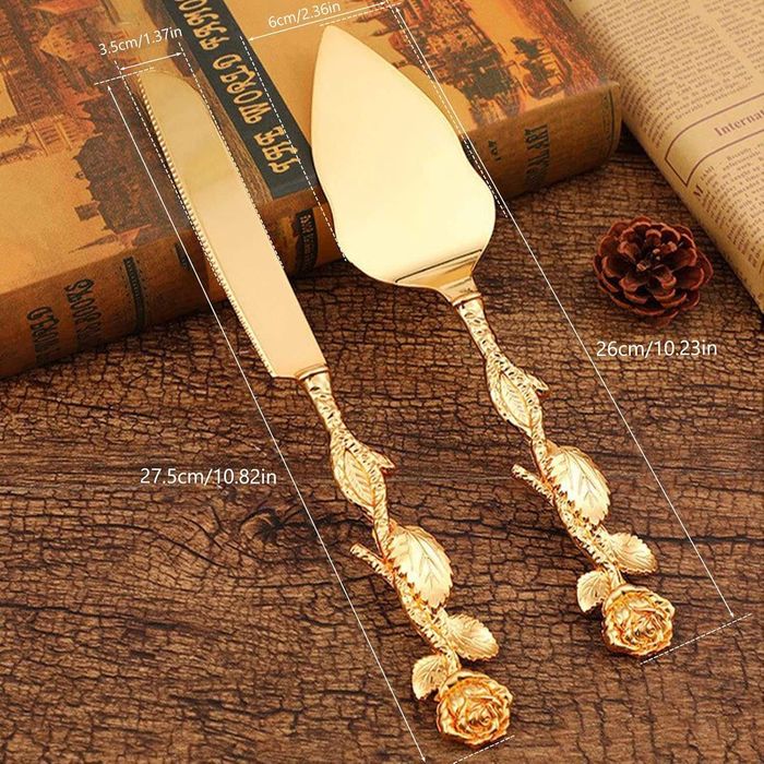 Cuțit pentru tort de nuntă