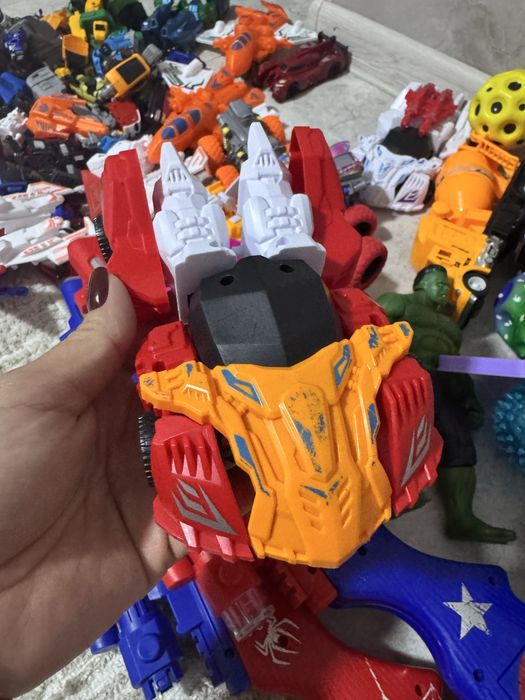 Игрушки разные б/у