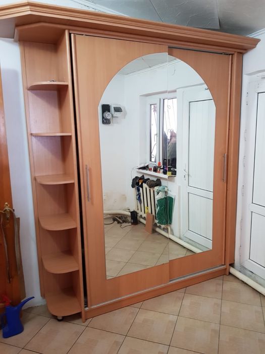 Продам  прихожую