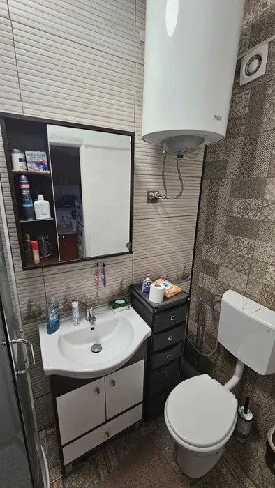 Garsoniera de inchiriat