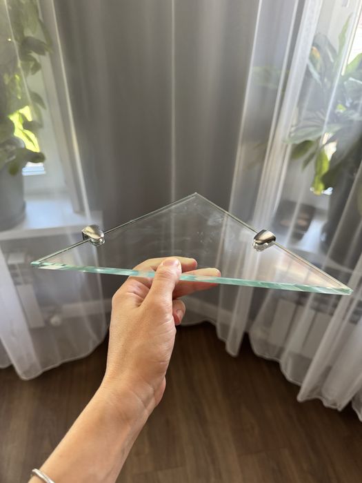 Угловые полки для ванной