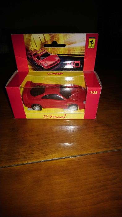 Умалено копие на Ferrari.