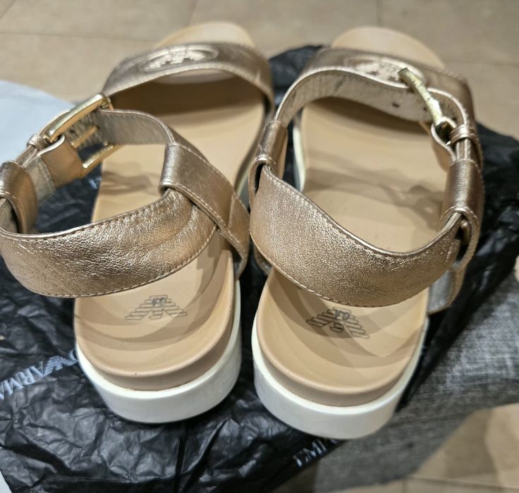 Emporio Armani сандали 38