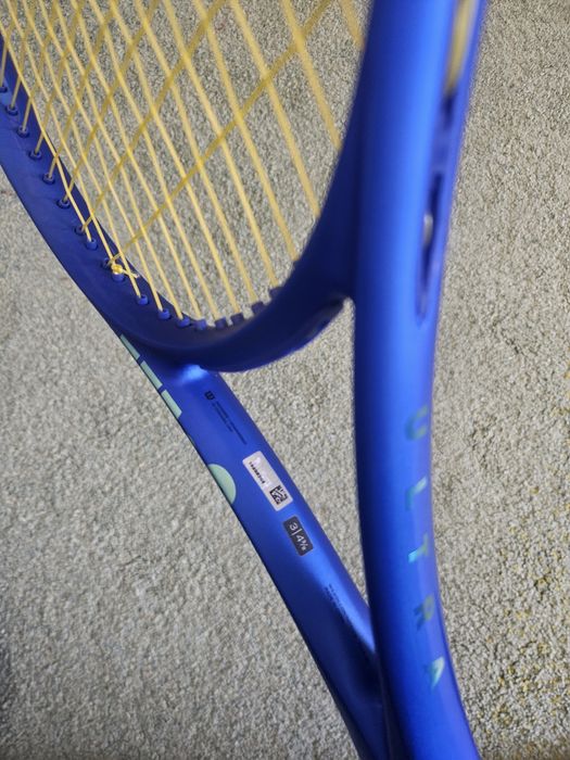 2025 Wilson Ultra 100 V5 Stare excelenta Maner 3
