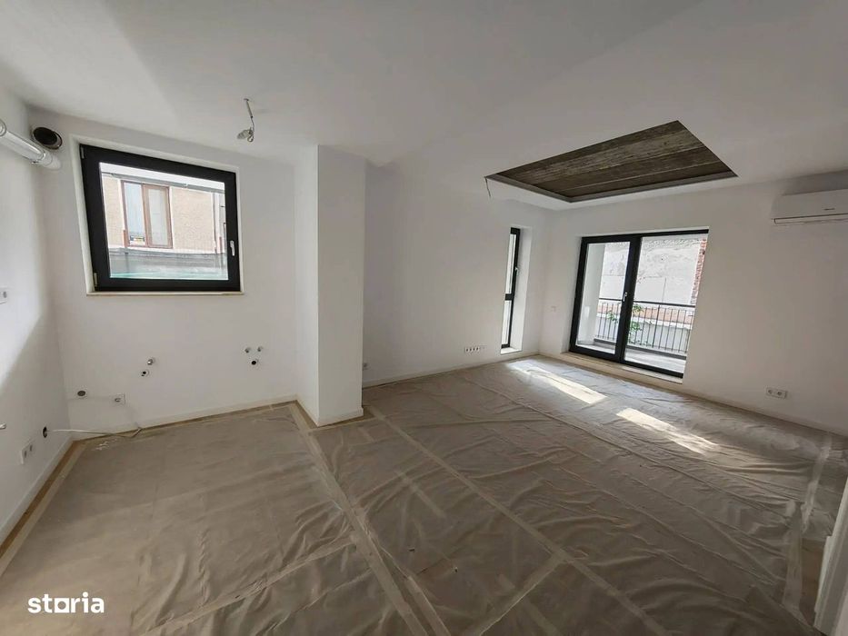 Studio Lux Pache Protopopescu | Metrou | Comision 0