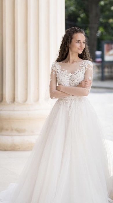 Rochie de mireasă Otilia Brailoiu .