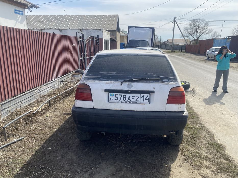 Продам срочно автомобиль