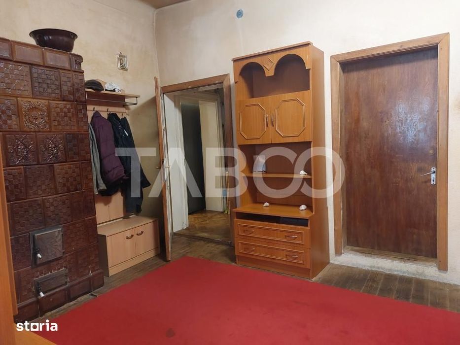 Apartament spatios la casa 97 mpu 3 camere 20 mp gradina pivnita