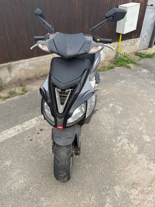 scuter aprilia sr 50