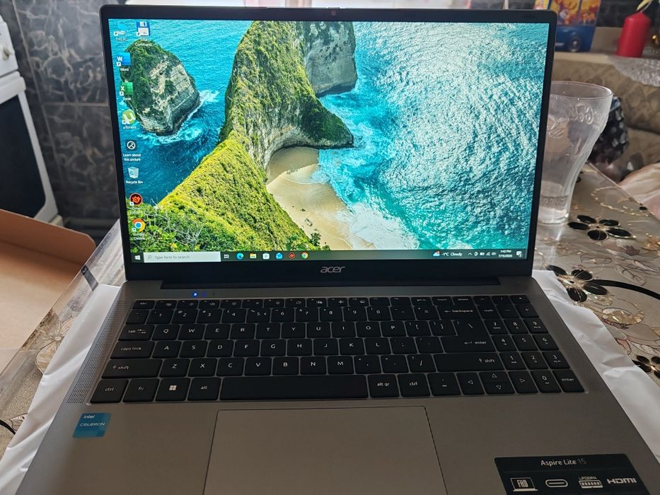 Acer Aspire Lite 15 NOU CU GARANTIE