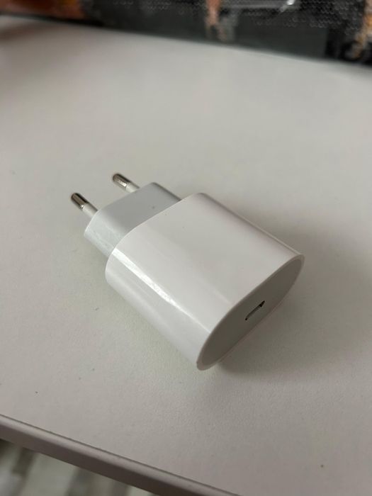 Iphone 14 mov deschis stare perfecta