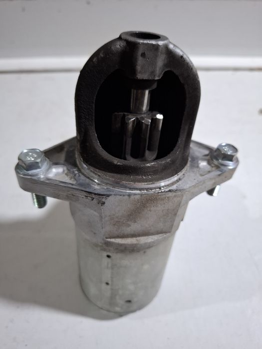 Дамаз Автомобиль стартери сотилади. Ҳолати яхши, ишлайди, текширилган.