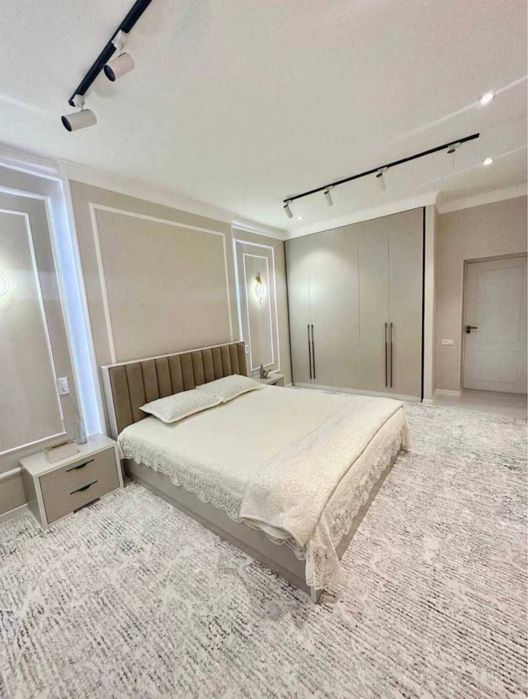 Элитная 3-комнатная квартира с дизайнерским ремонтом в ЖК Азия Хаус