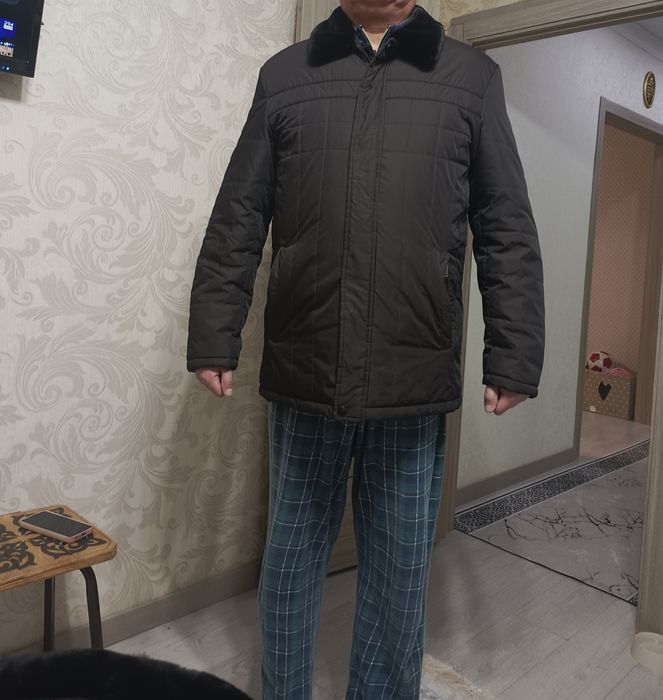 Продам куртку мужскую