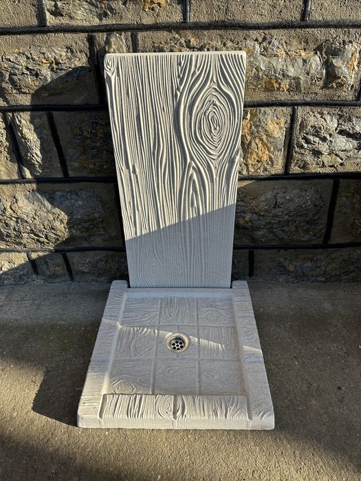 Vand cismea -fantana din beton