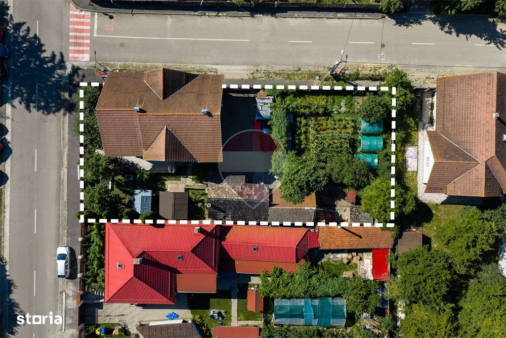 Casă spațioasă de vânzare | Teren 835 mp | Cristian | COMISION 0%