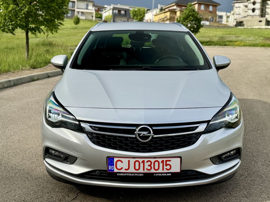 Opel Astra 1.6 Diesel Bi-Xenon Navi Interior Sport Camera Masalier Soft Clouse Line Assist