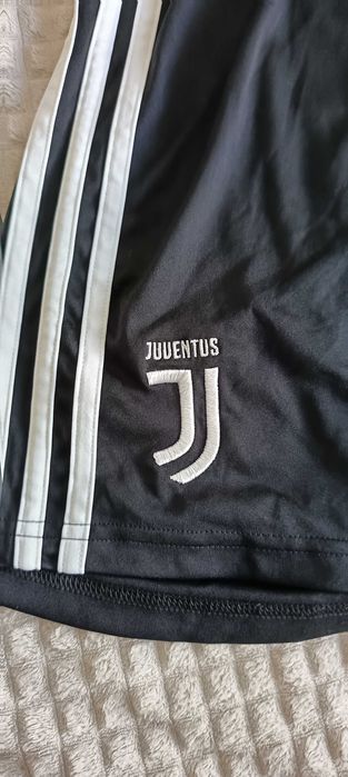 Adidas x Juventus мъжки шорти размер S футболни