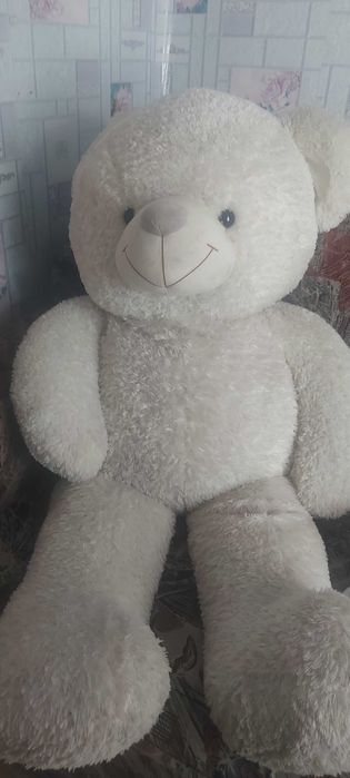 Продам игрушечного медведя