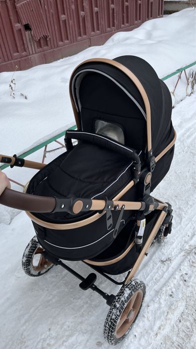 Детская коляска с автолюлькой