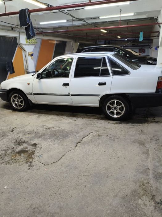 Продаётся ухоженная Нэксия-1 2008г