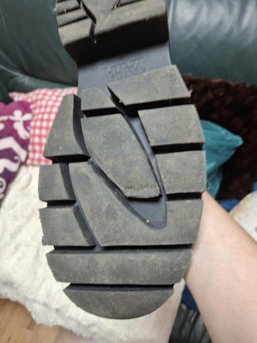 Боти Zara .естествена кожа р39.от 160лв