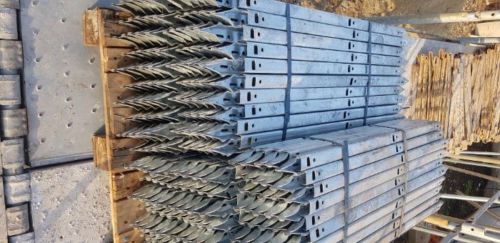 Montanti cofraj profil U zincati 50 cm