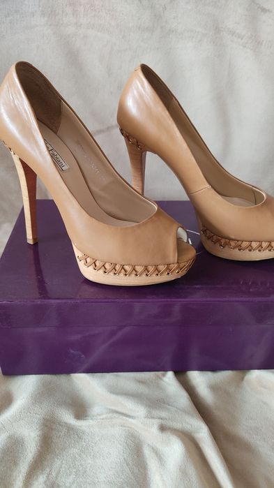 Туфли женские  Sasha Fabiani