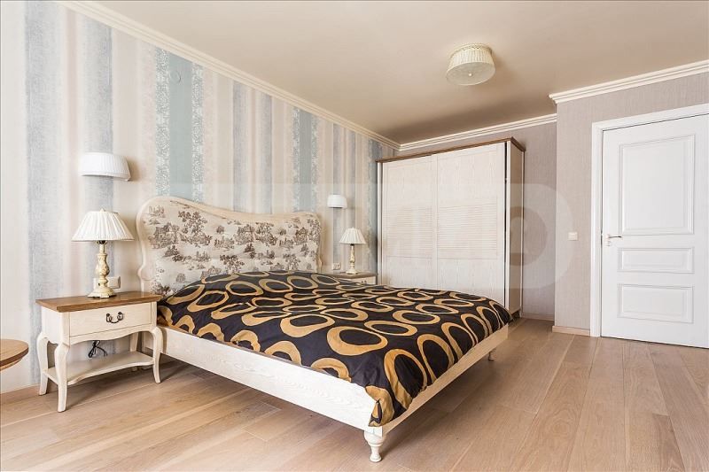 Продава се Тристаен апартамент в Варна, м-т Евксиноград - 180 кв.м за 1806 €/кв.м - Снимка #11