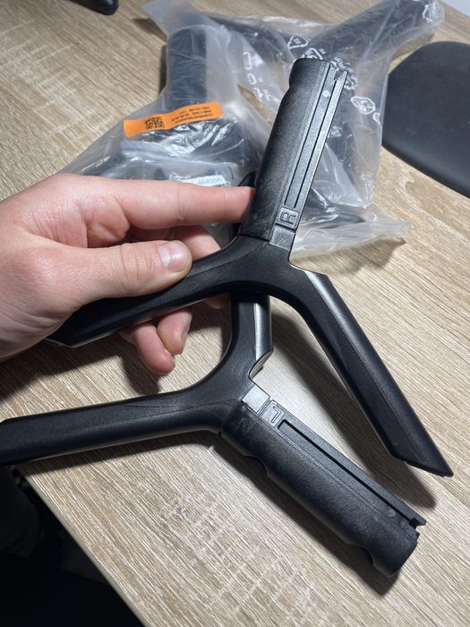 Picioare TV Samsung 43”(108cm) seria 7