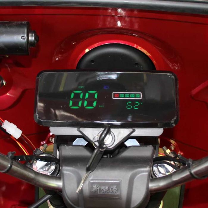 Електрическа карго триколка MAX MOTORS с покрив 2500W/ 60V/ 45Ah RED