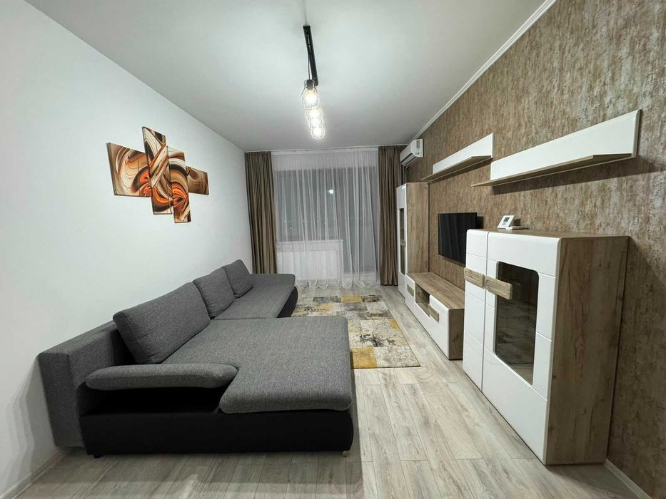 Direct proprietar – Închiriez apartament 2 camere | Complex Confort Urban | Parcare inclusă
