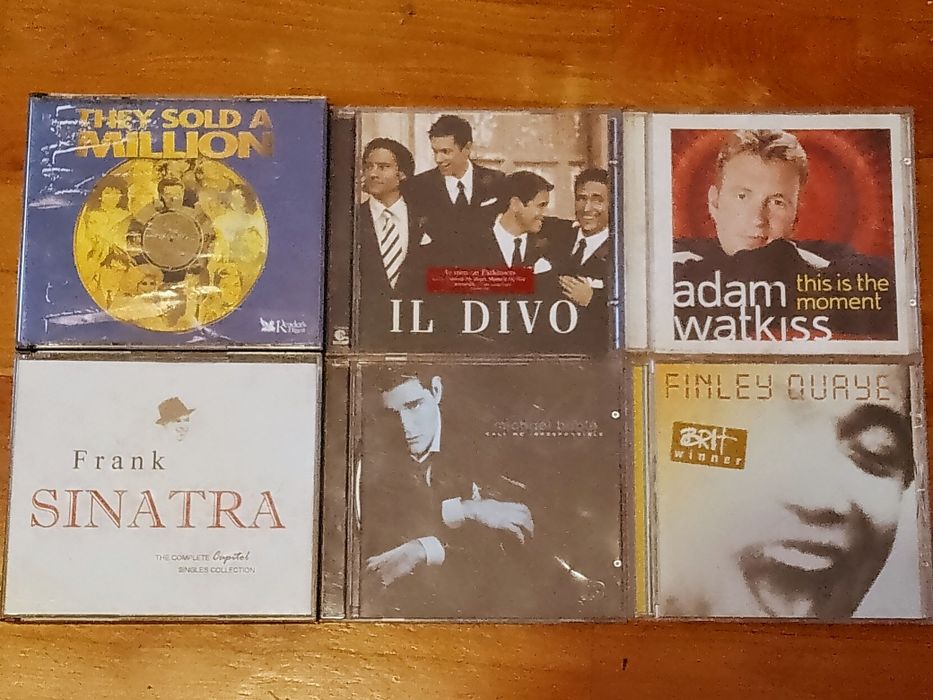 60 броя оригинални дискове (CD)  с английска музика