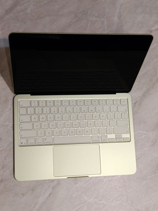 MacBook Neo 256Gb 1 цикл