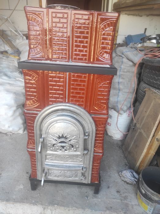 Vând ce se vede 4 r