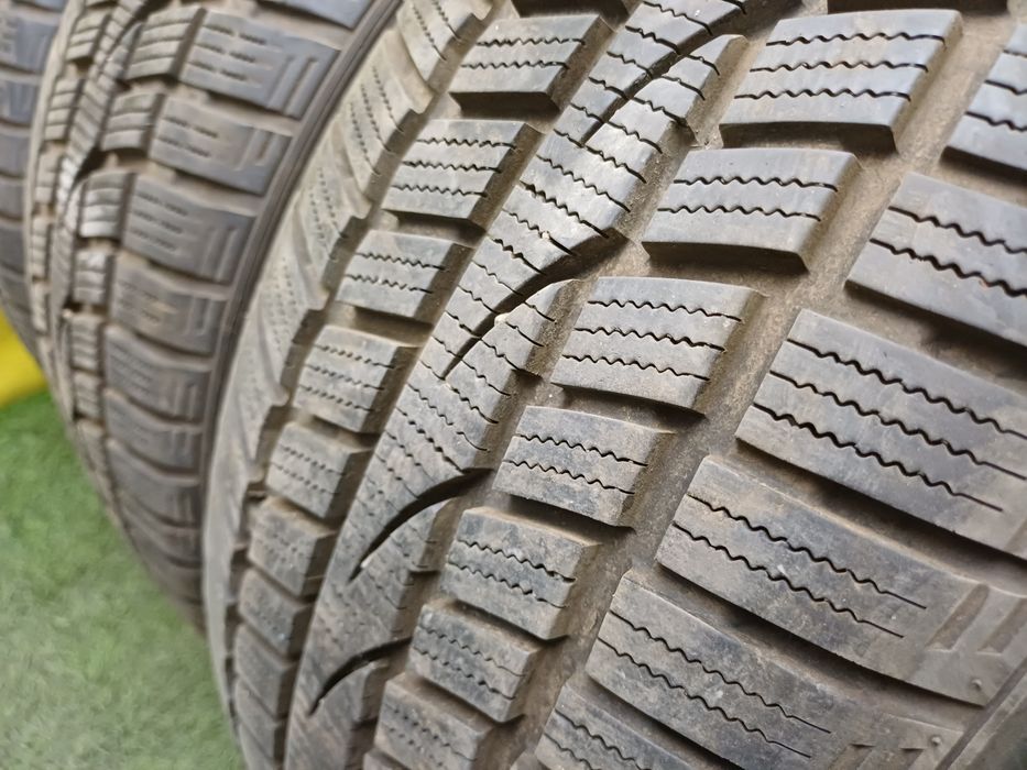 Шины 215/50 R17 Winoforce комплект.