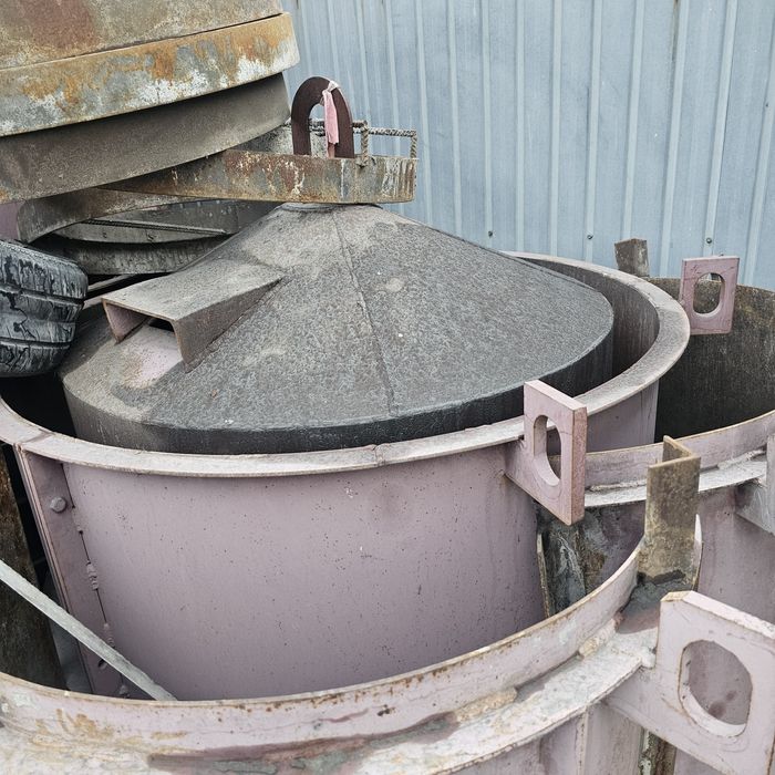 Продам ЖБИ формы