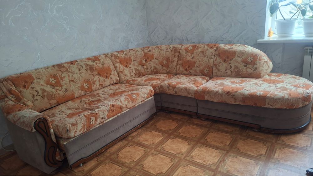 Срочно Продам диван