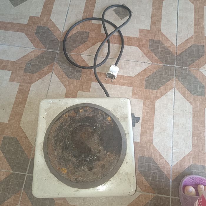 Продается электроплитка.