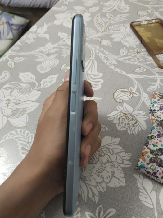 Vivo y33s, 128гб