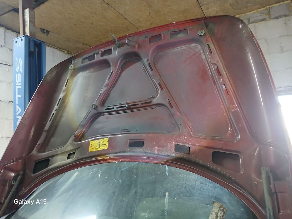 Продам капот на ваз 2110 а также есть морда целиком