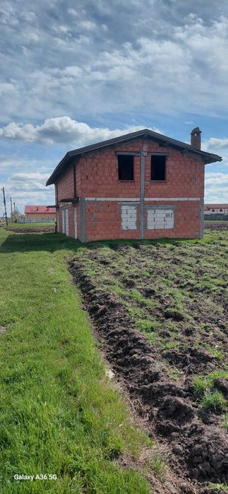 Casă P +1, 290m pătrați