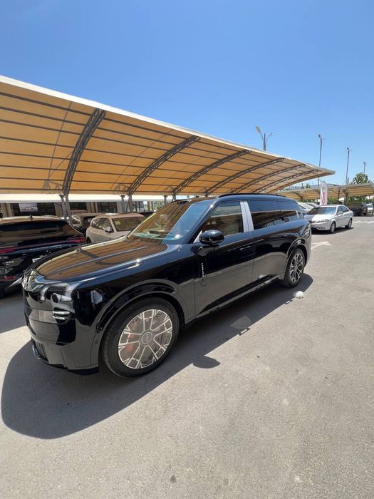 Lynk &  co 900. Ultira.