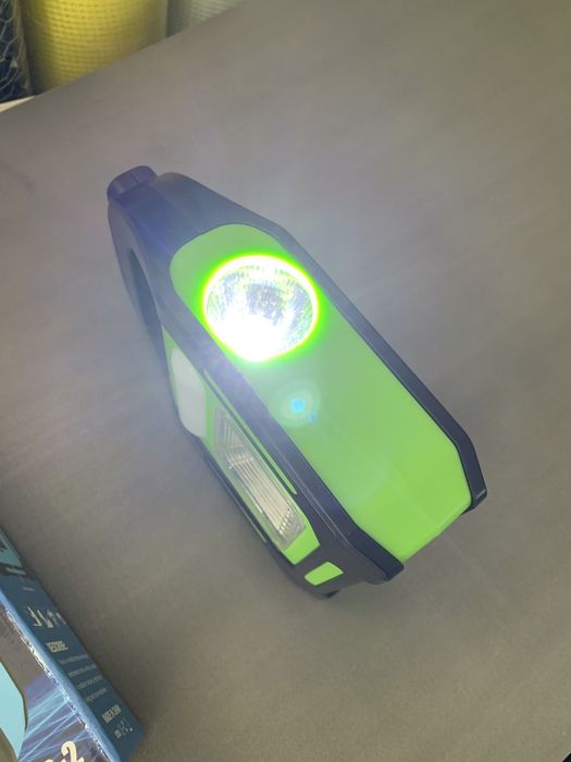 LED прожектор - работна лампа