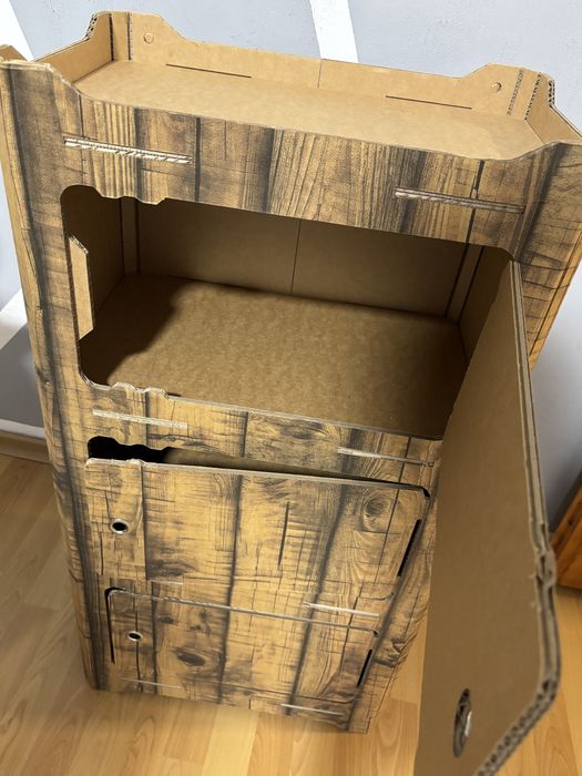 Dulap de carton