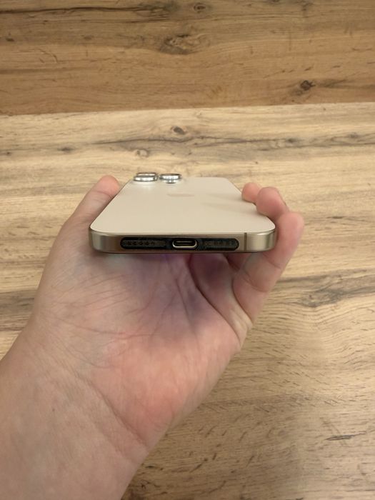 Iphone 16 pro max в идеальном состояни